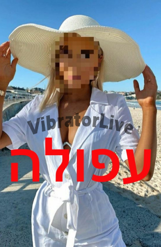 במובנים רבים, עם מראה יפה, אוהב גברים.